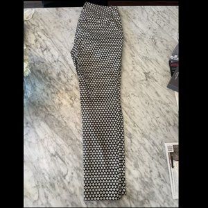Loft Marisa Black and White Patterned Skinny Pants Front & Back Pockets - Size 0